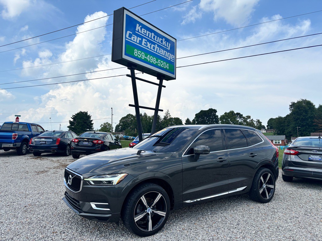 2020 Volvo XC60 Image 1
