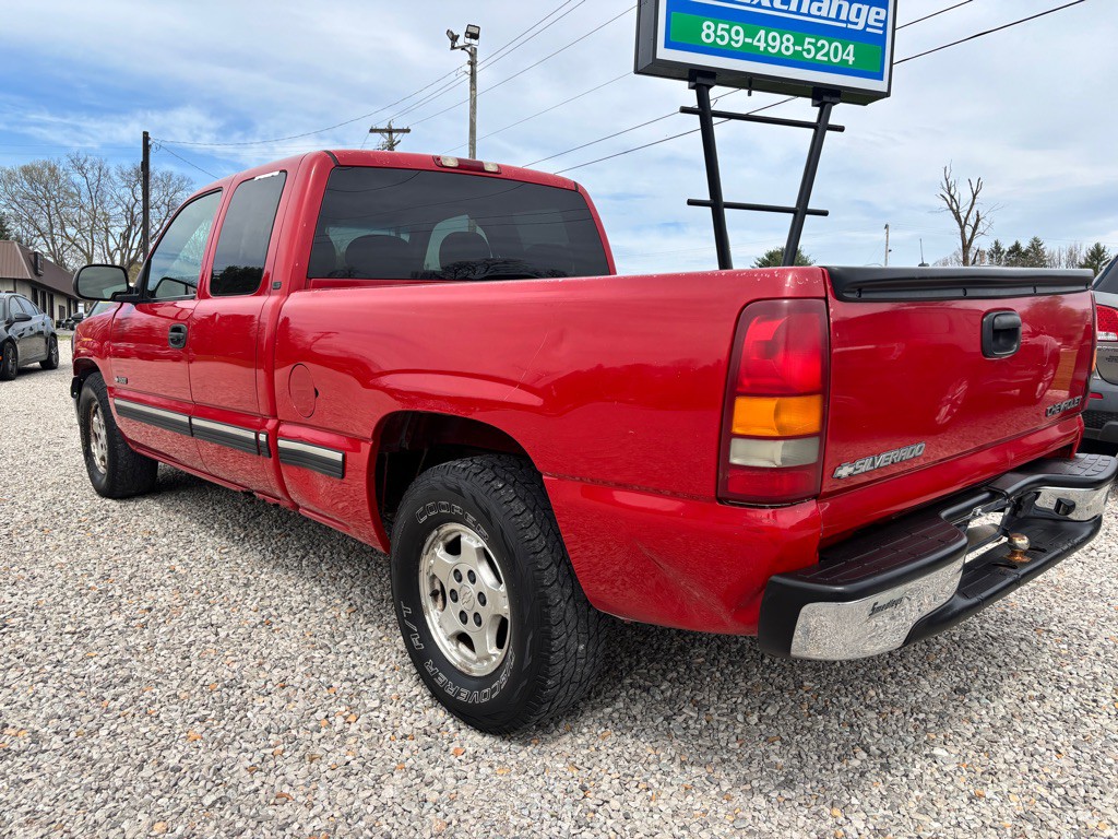 2002 Chevrolet Silverado 1500 Image 8
