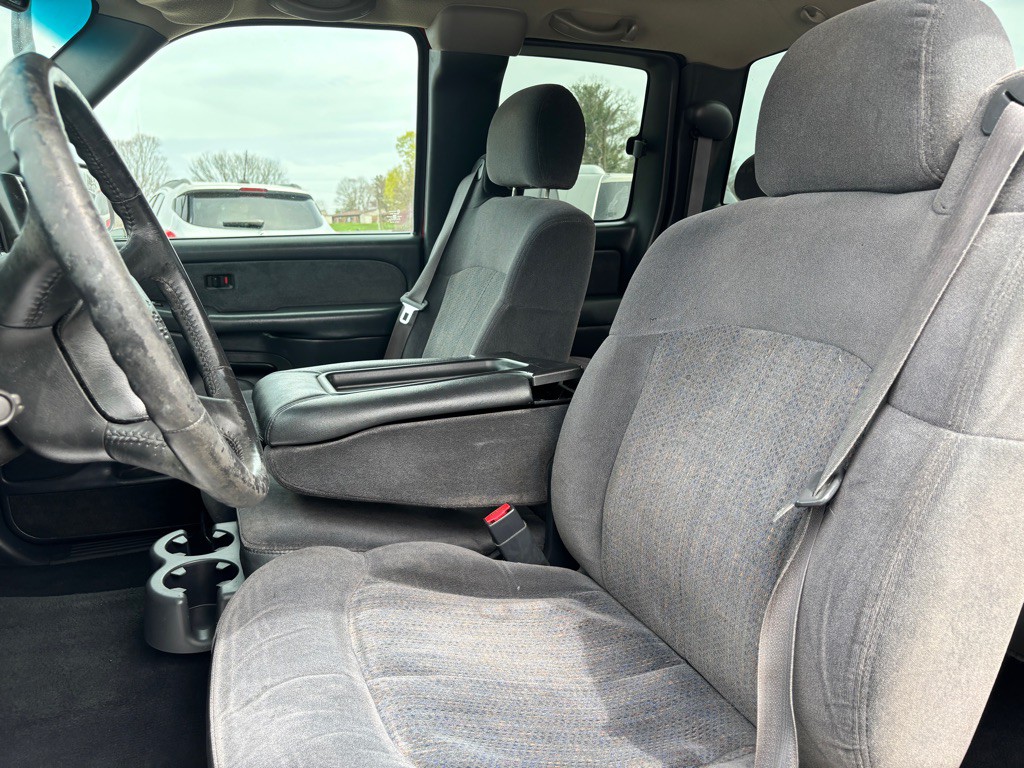2002 Chevrolet Silverado 1500 Image 11