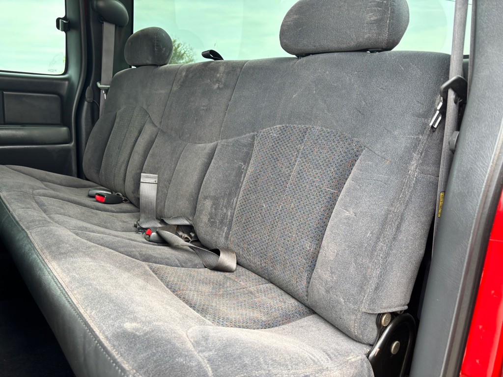 2002 Chevrolet Silverado 1500 Image 12