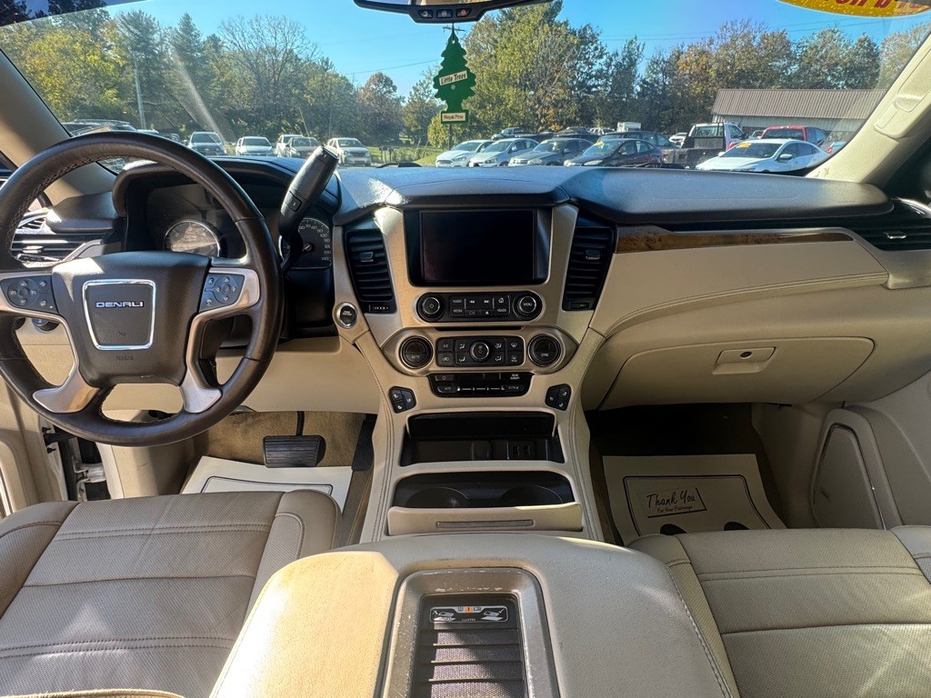 2017 GMC Yukon Image 16