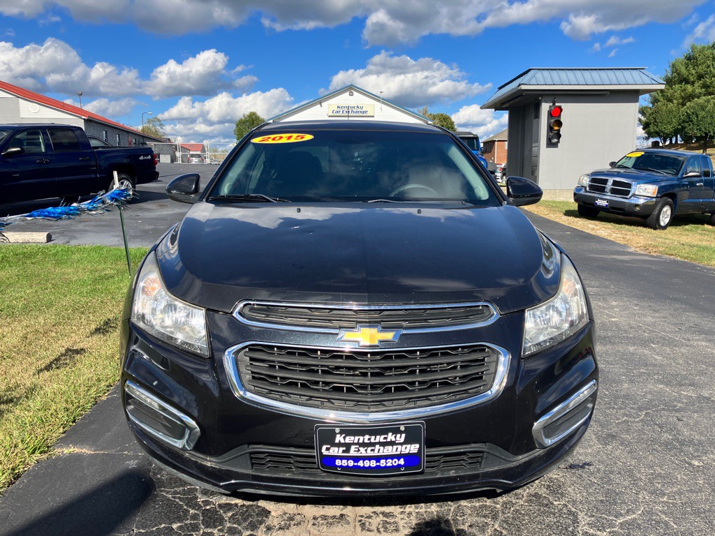 2015 Chevrolet Cruze Image 3