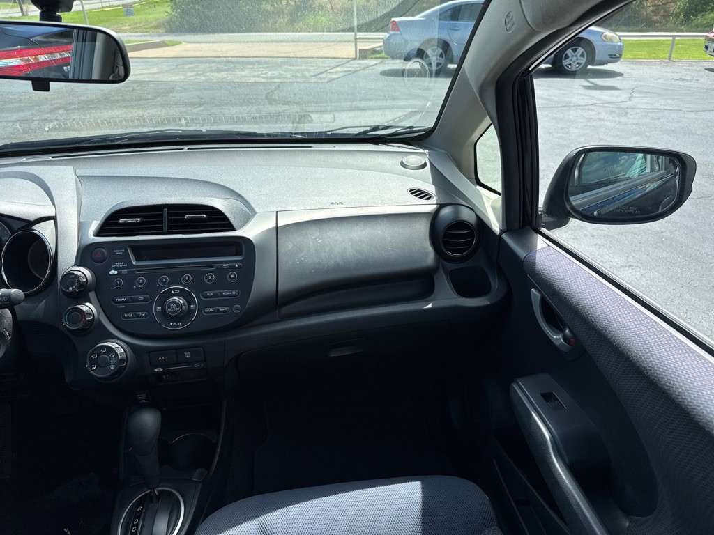 2012 Honda Fit Image 11