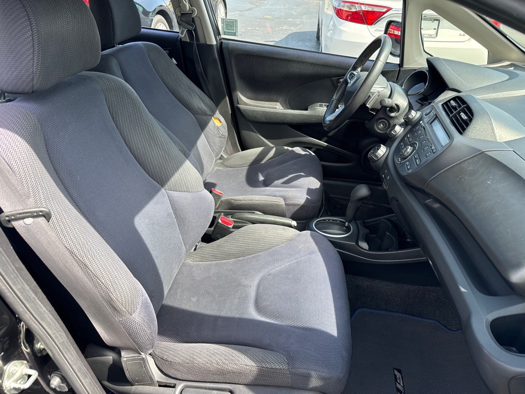 2012 Honda Fit Image 12