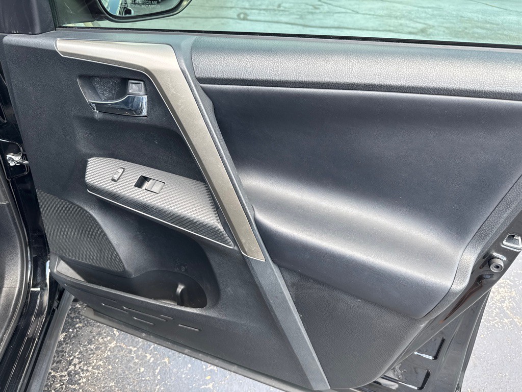 2014 Toyota Rav4 Image 13