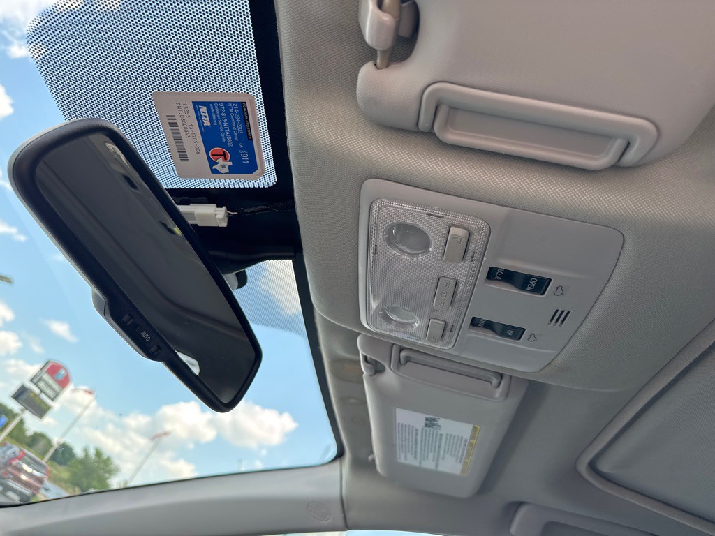 2014 Toyota Rav4 Image 21