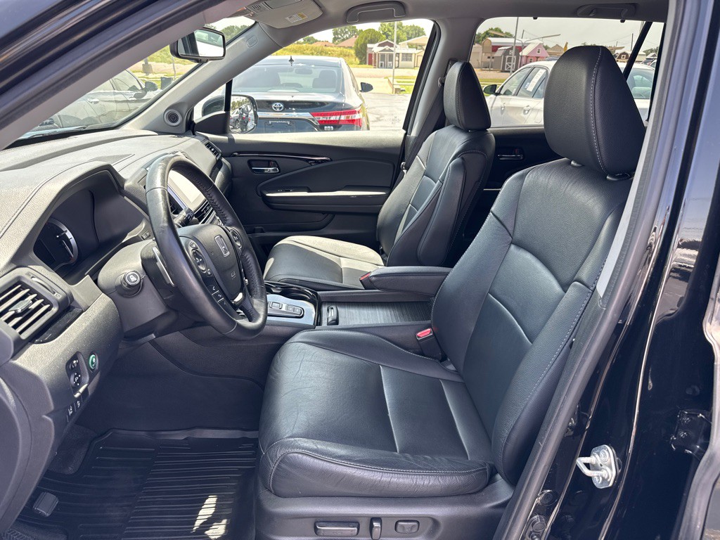 2018 Honda Pilot Image 18