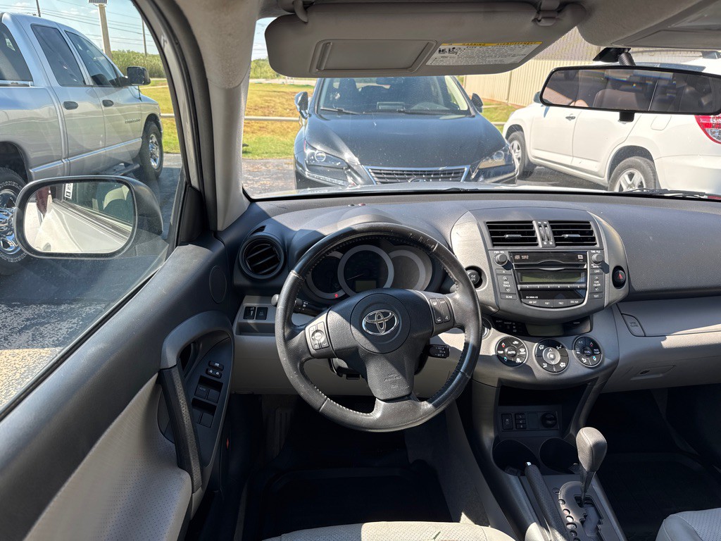 2010 Toyota Rav4 Image 15