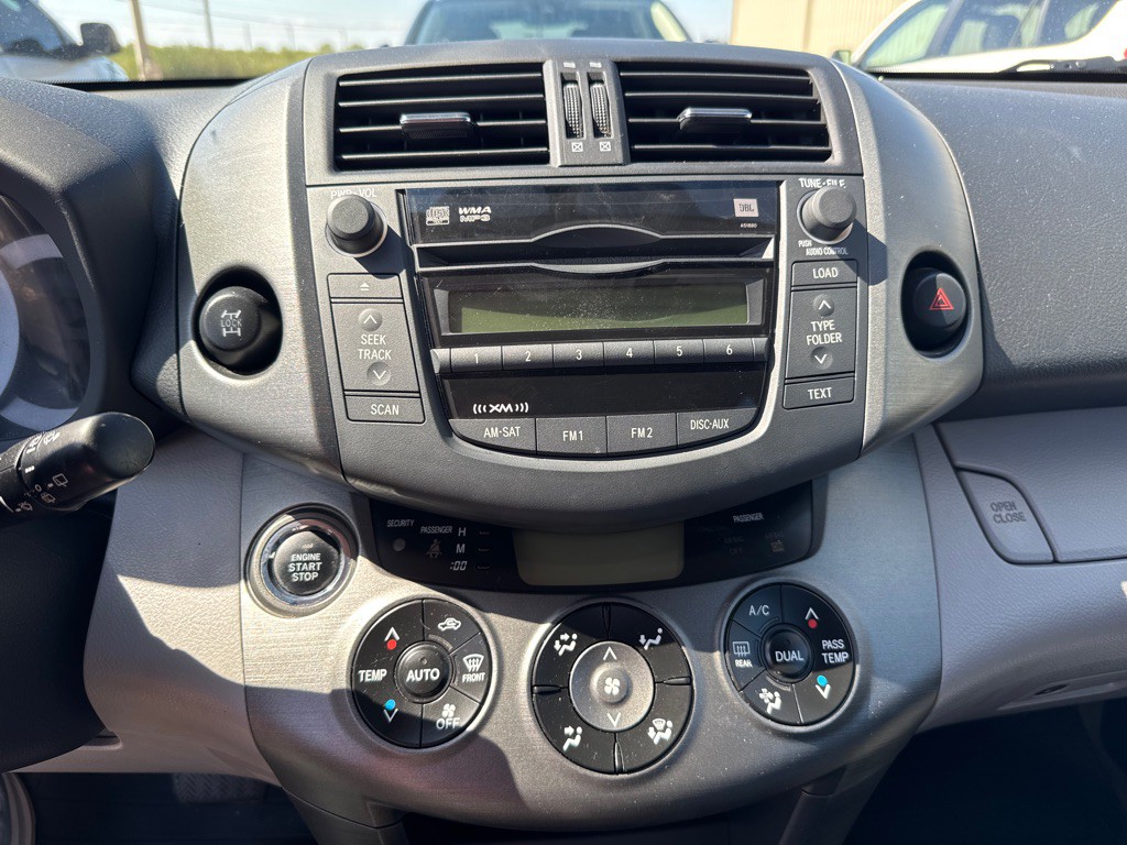 2010 Toyota Rav4 Image 17