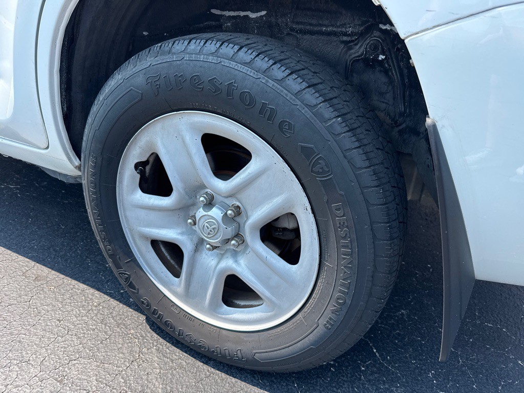 2012 Toyota Rav4 Image 7