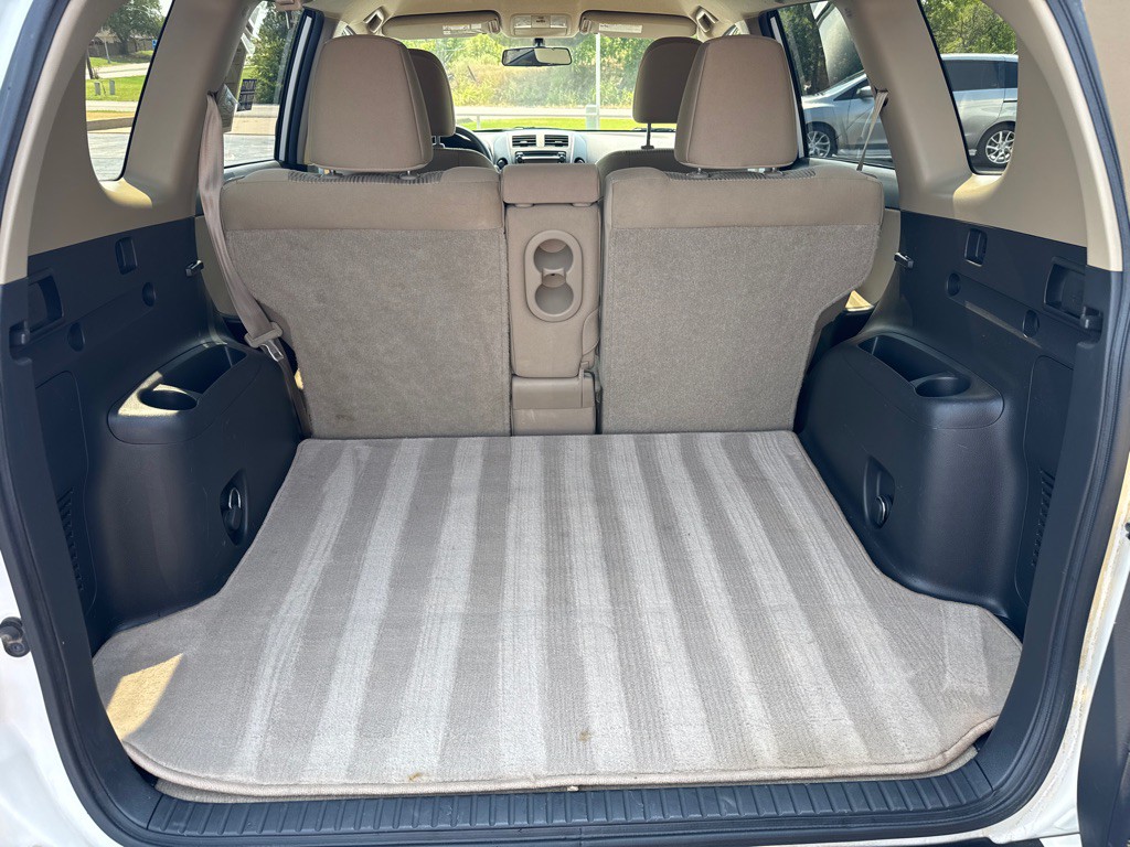 2012 Toyota Rav4 Image 9