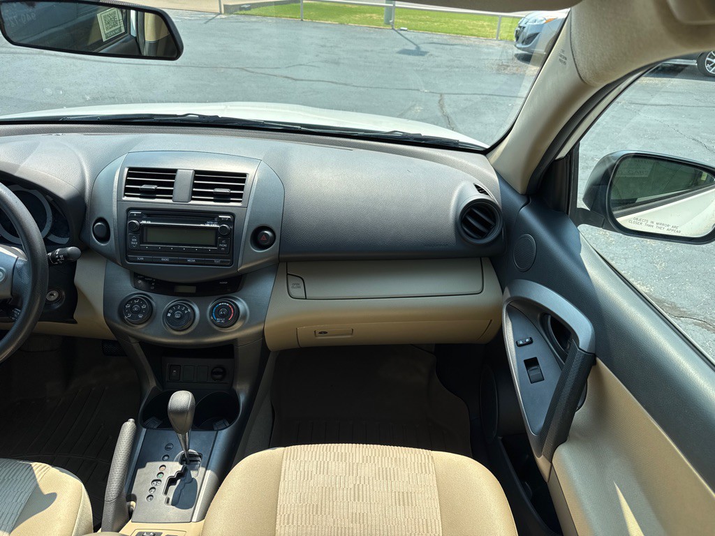 2012 Toyota Rav4 Image 11