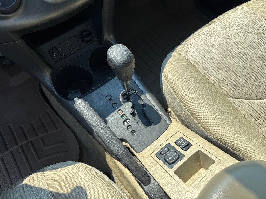 2012 Toyota Rav4 Image 18