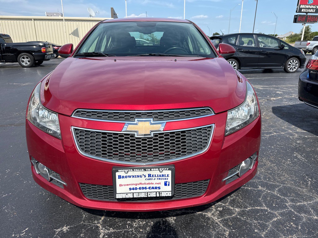 2013 Chevrolet Cruze Image 2