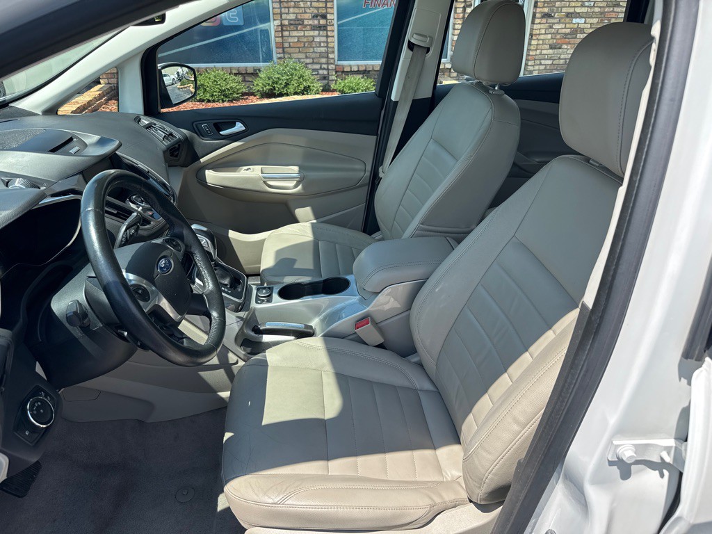 2014 Ford C-Max Image 16