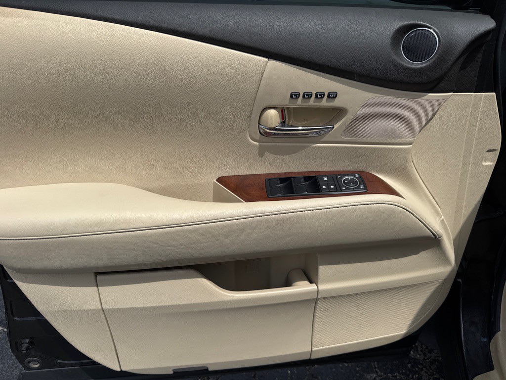 2015 Lexus RX Image 17