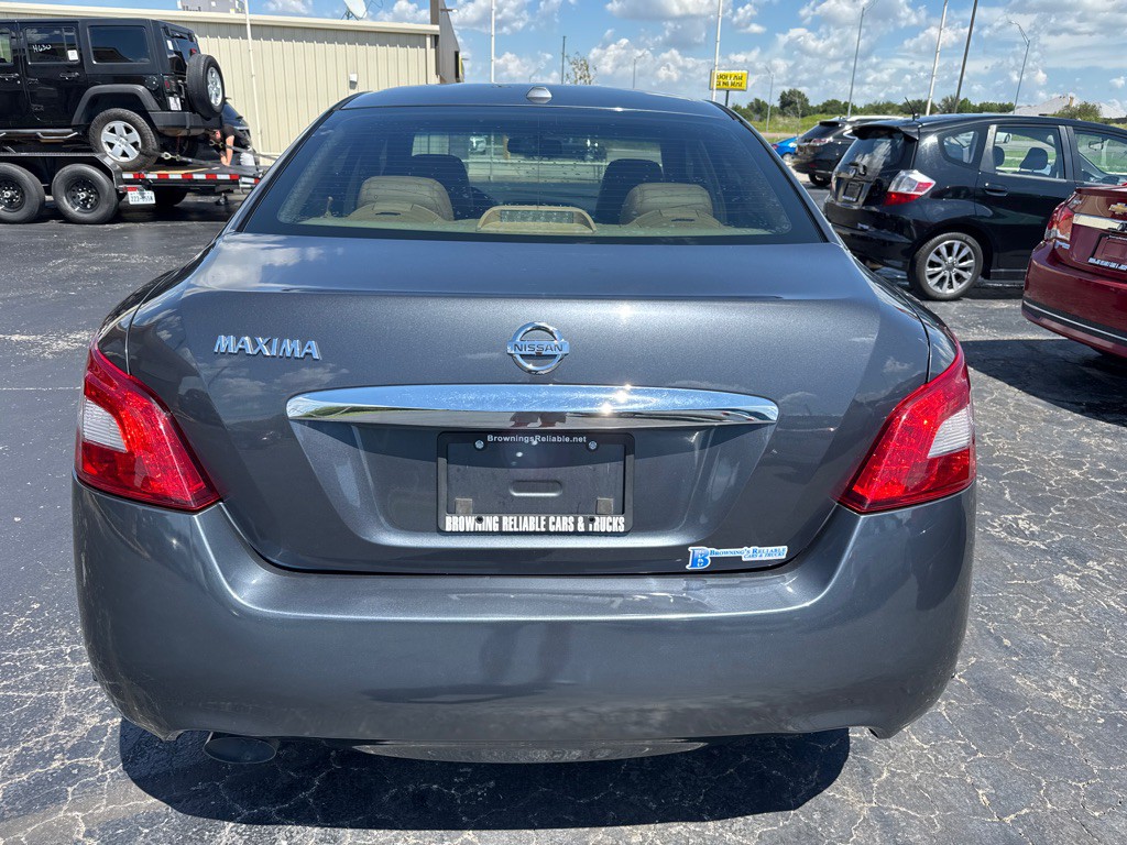 2010 Nissan Maxima Image 6