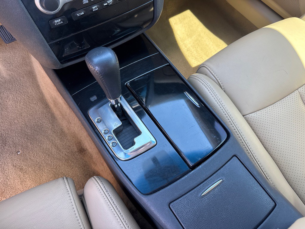 2010 Nissan Maxima Image 19
