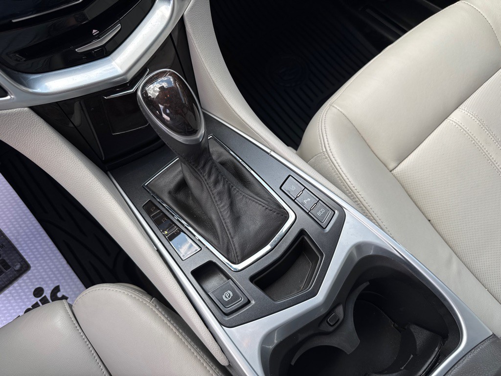 2013 Cadillac SRX Image 19