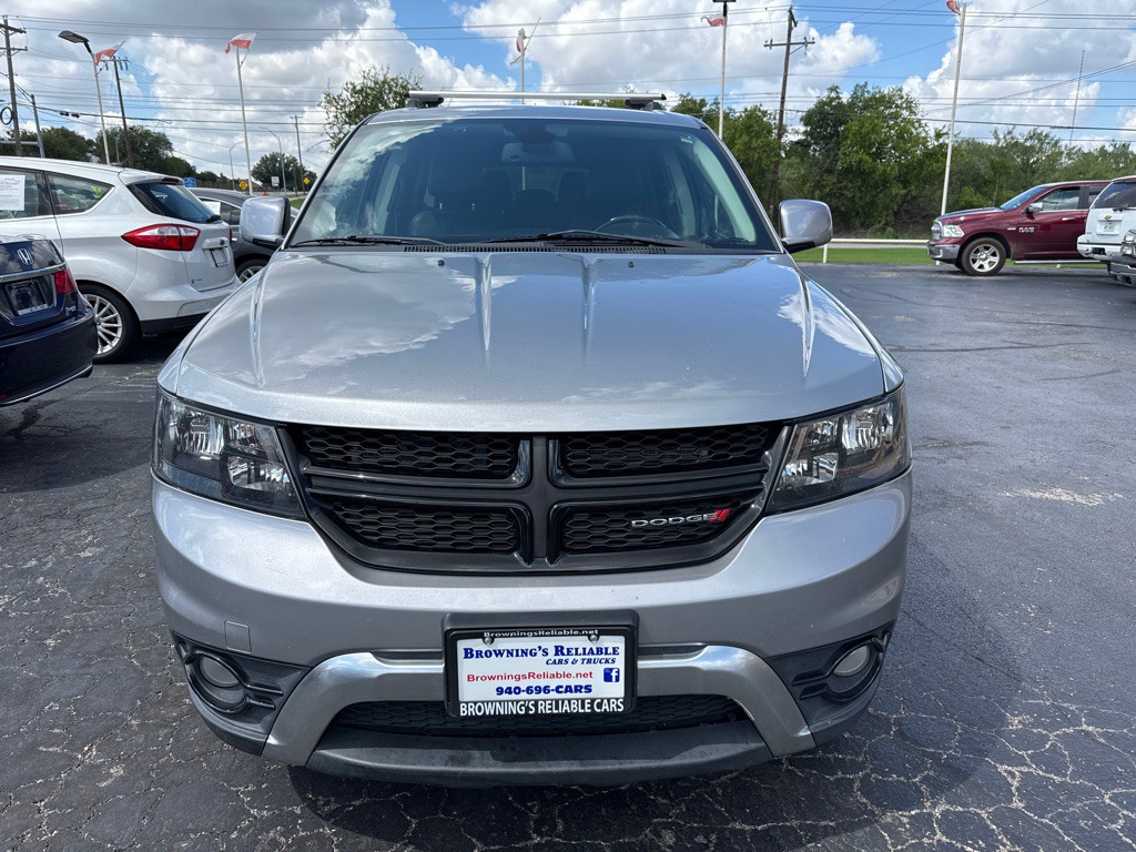 2020 Dodge Journey Image 2