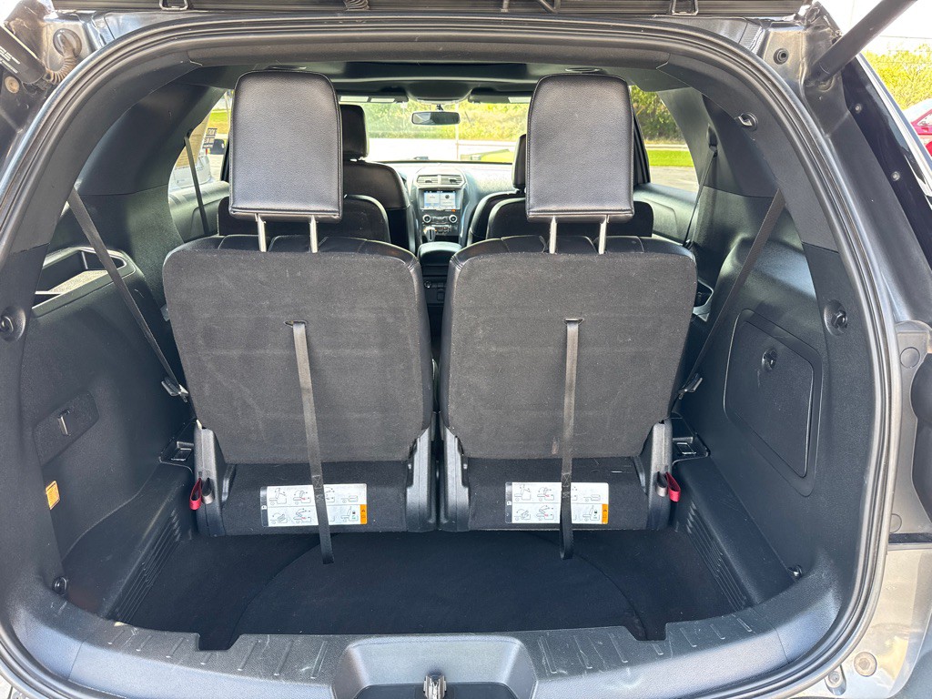 2018 Ford Explorer Image 9