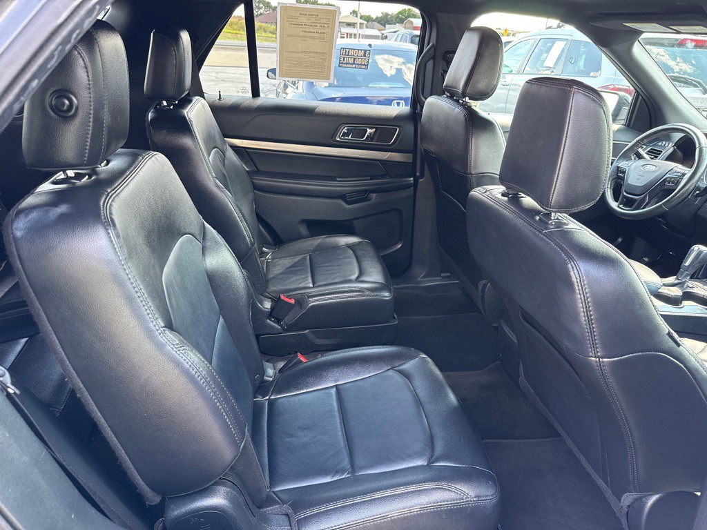 2018 Ford Explorer Image 12