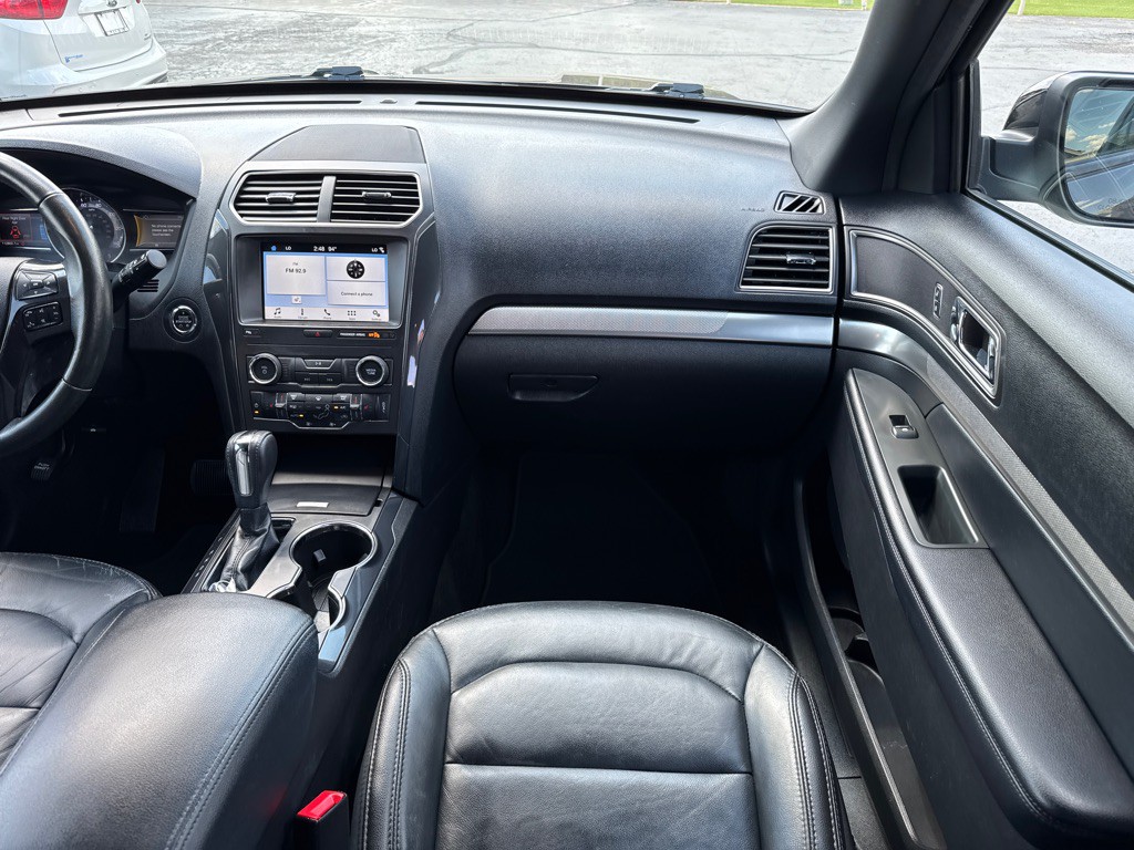 2018 Ford Explorer Image 13