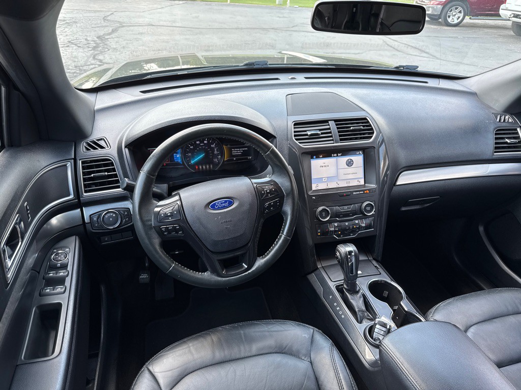 2018 Ford Explorer Image 17