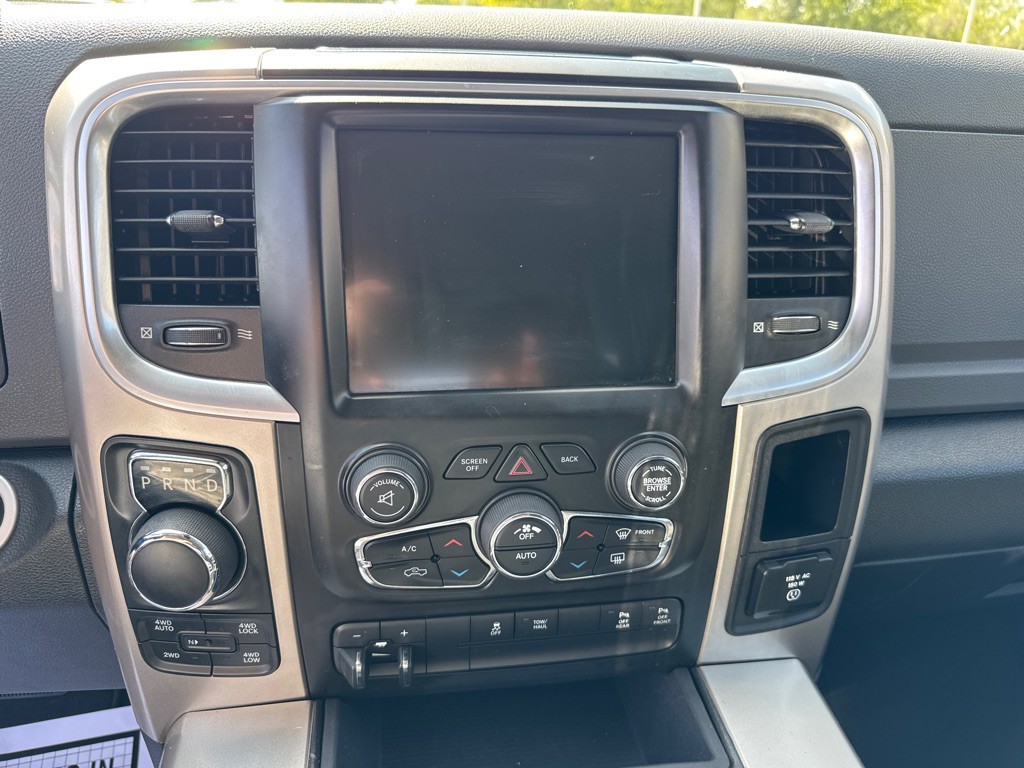 2017 RAM 1500 Image 18