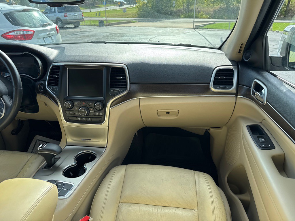 2015 Jeep Grand Cherokee Image 11