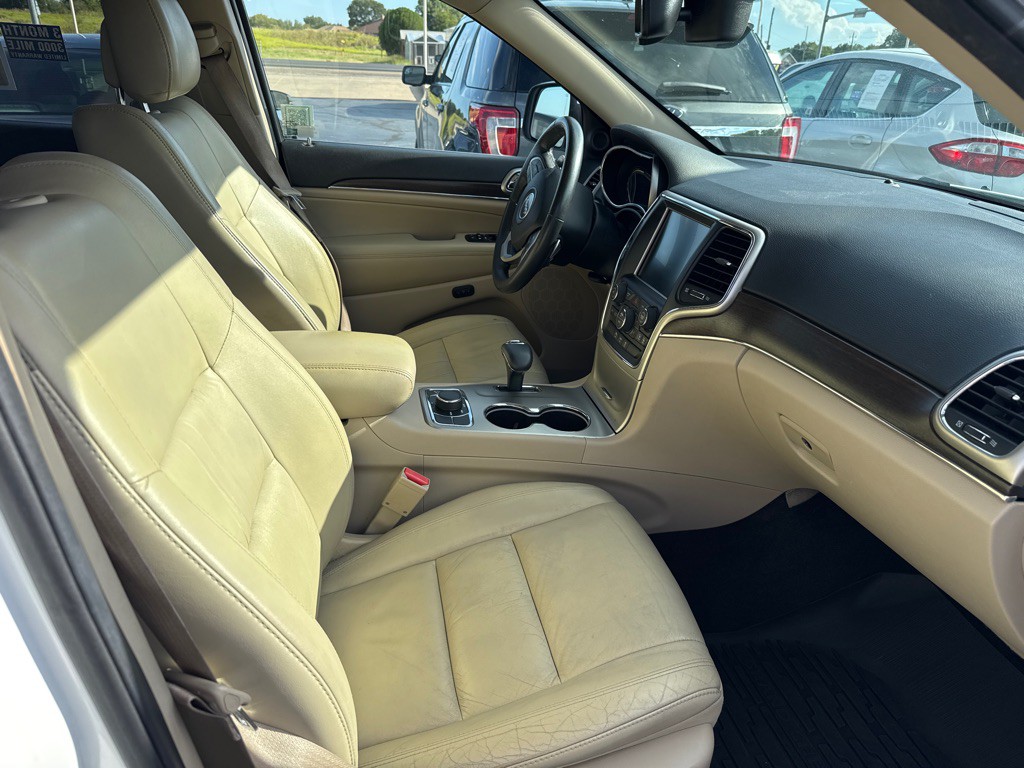 2015 Jeep Grand Cherokee Image 12