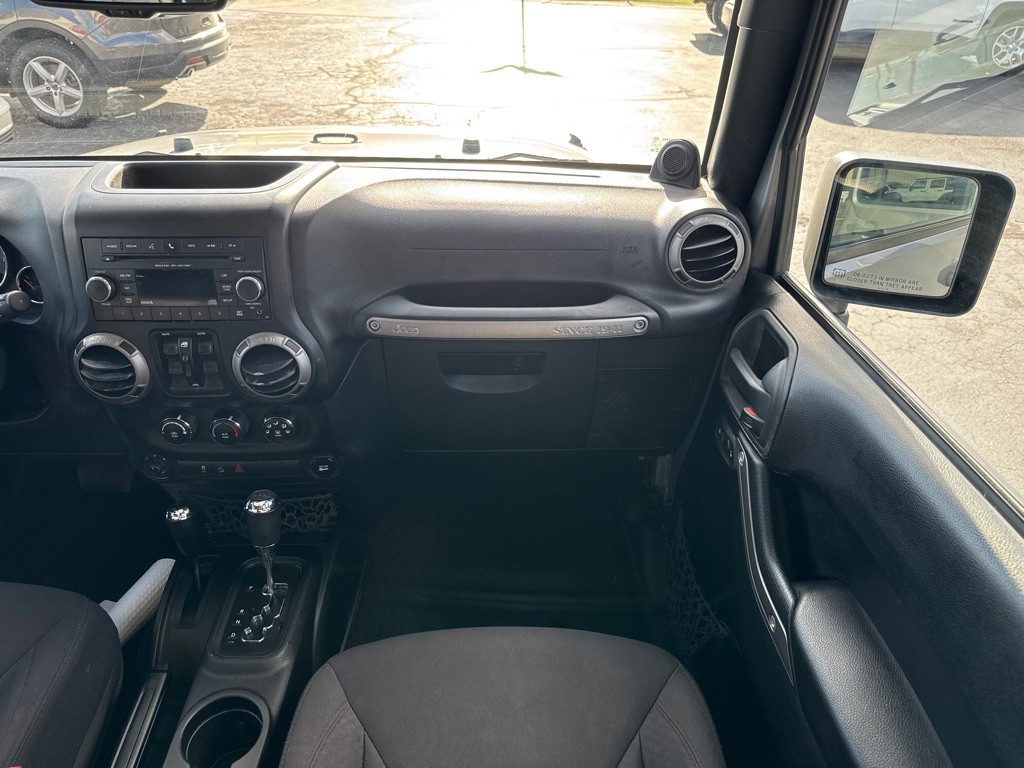 2014 Jeep Wrangler Unlimited Image 11