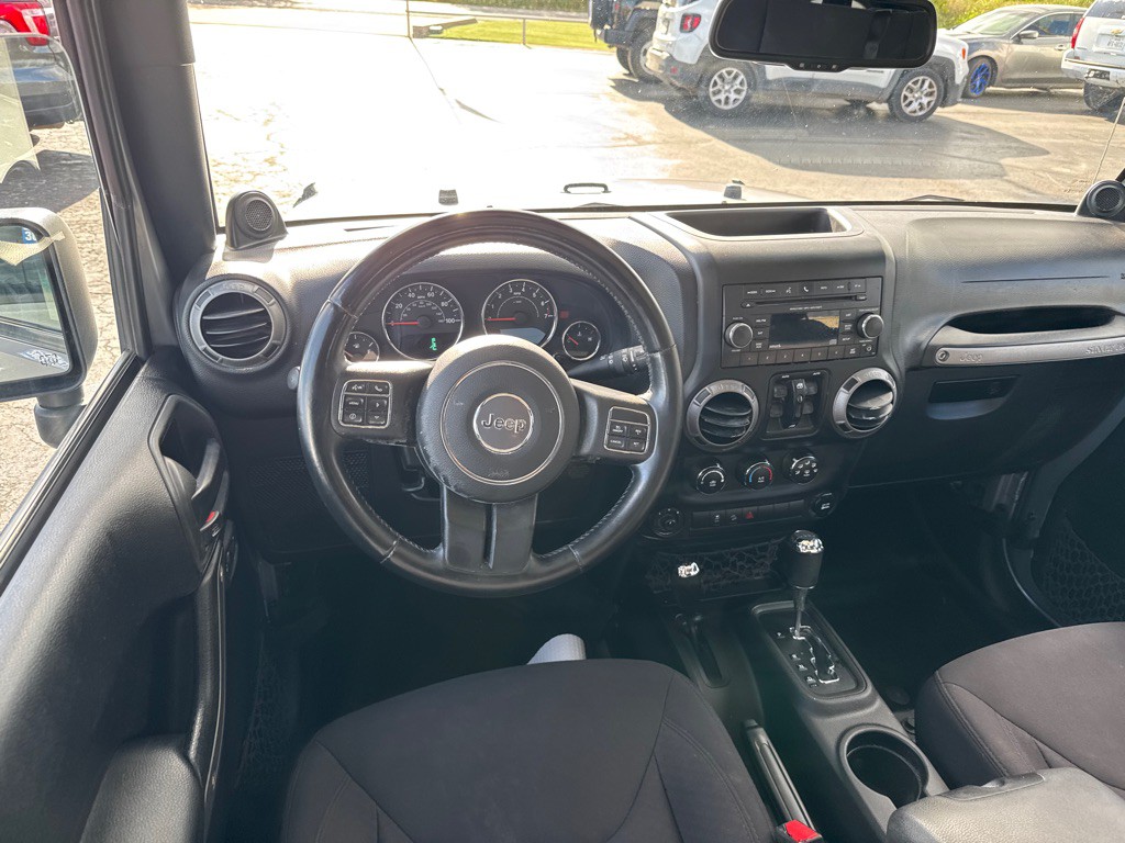2014 Jeep Wrangler Unlimited Image 15