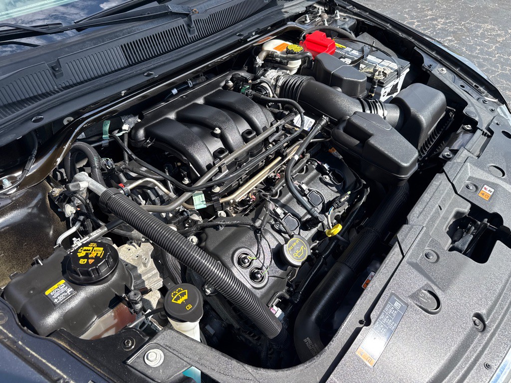 2017 Ford Taurus Image 22