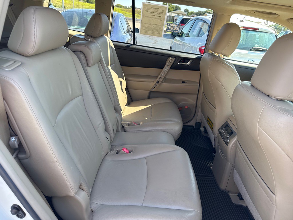 2009 Toyota Highlander Image 10