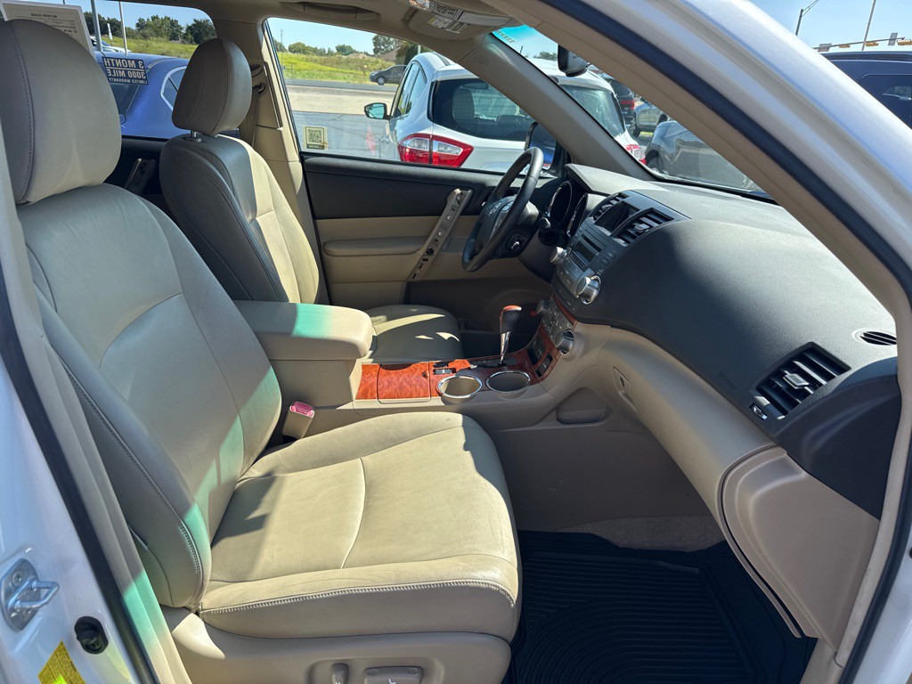 2009 Toyota Highlander Image 12