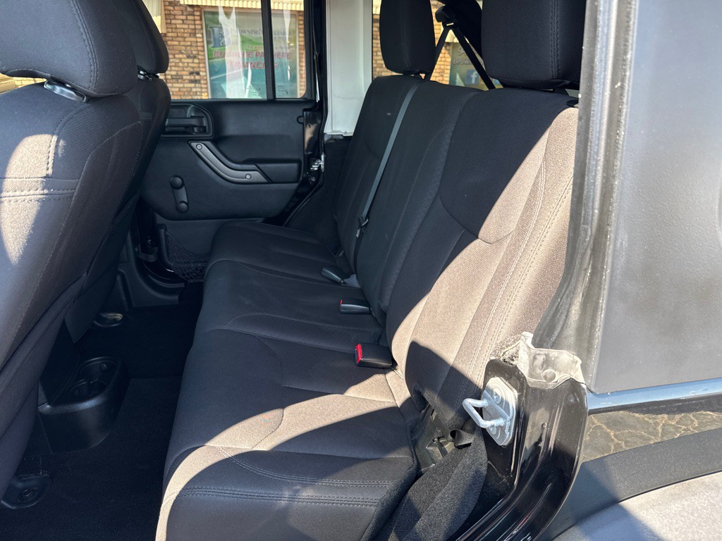 2016 Jeep Wrangler Unlimited Image 14