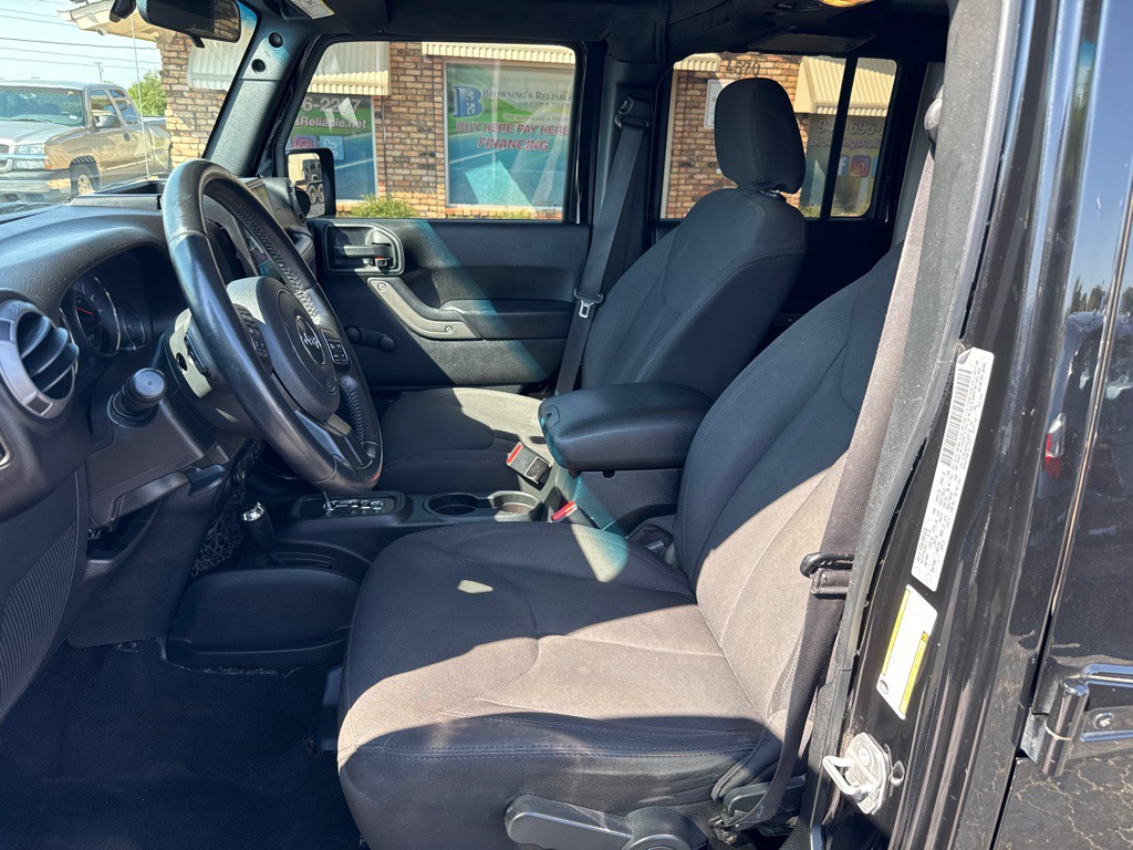 2016 Jeep Wrangler Unlimited Image 16