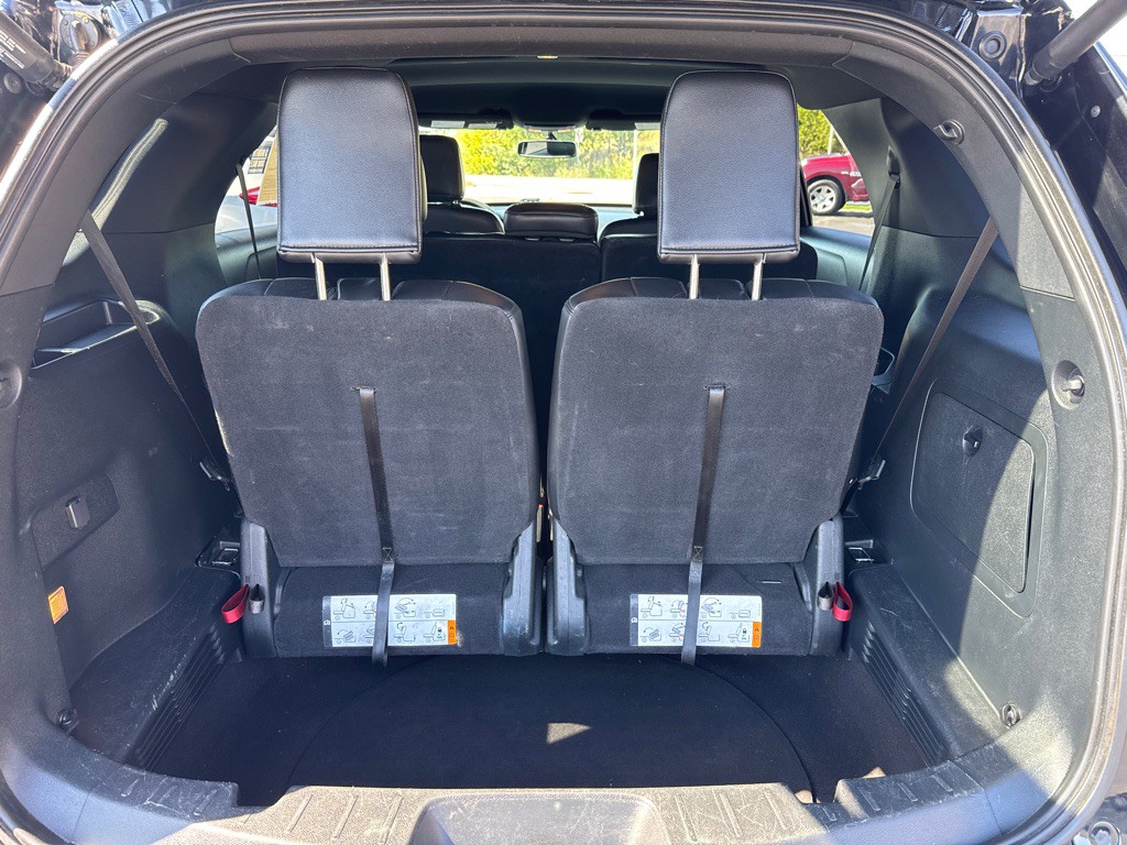 2018 Ford Explorer Image 9