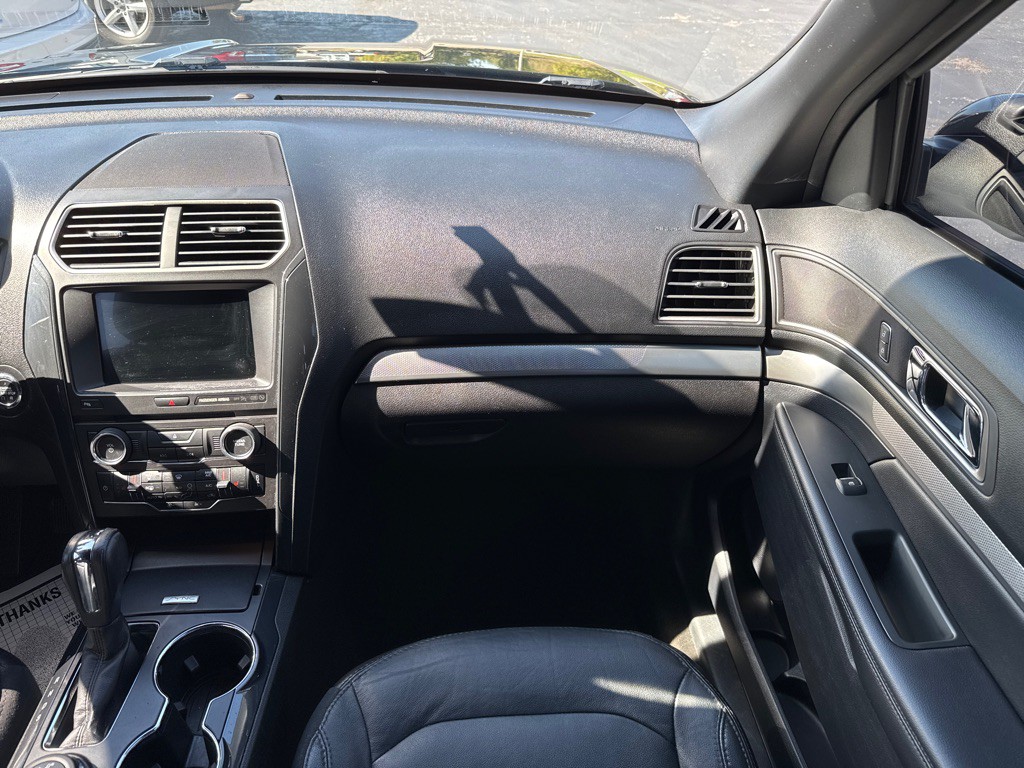 2018 Ford Explorer Image 13