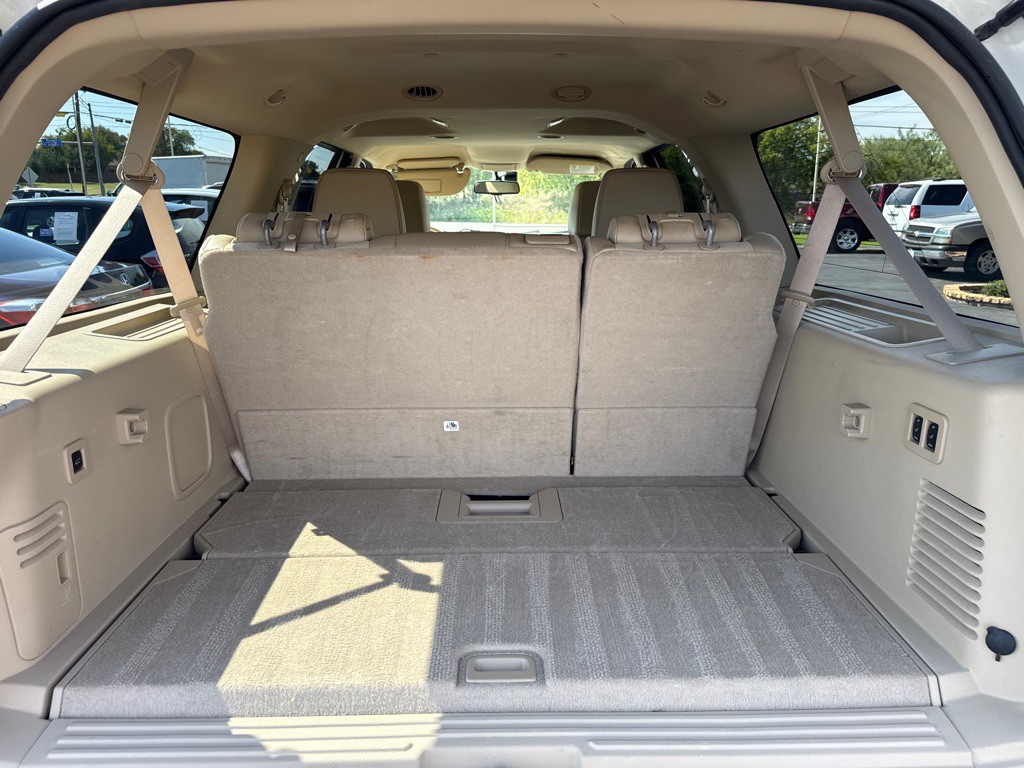 2012 Ford Expedition Image 9