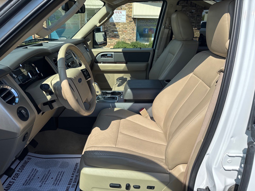 2012 Ford Expedition Image 18