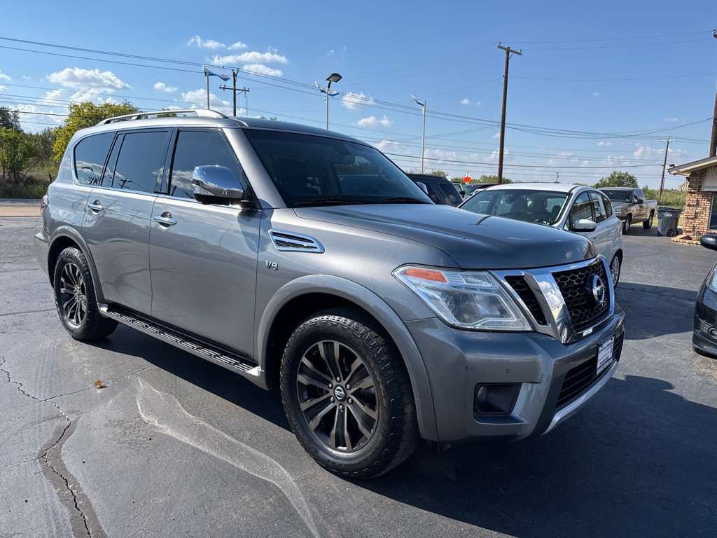 2017 Nissan Armada Image 1