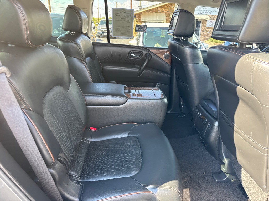 2017 Nissan Armada Image 12