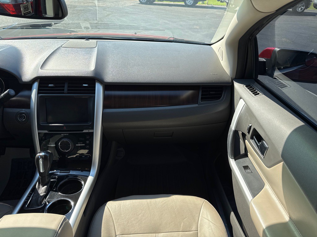 2012 Ford Edge Image 11