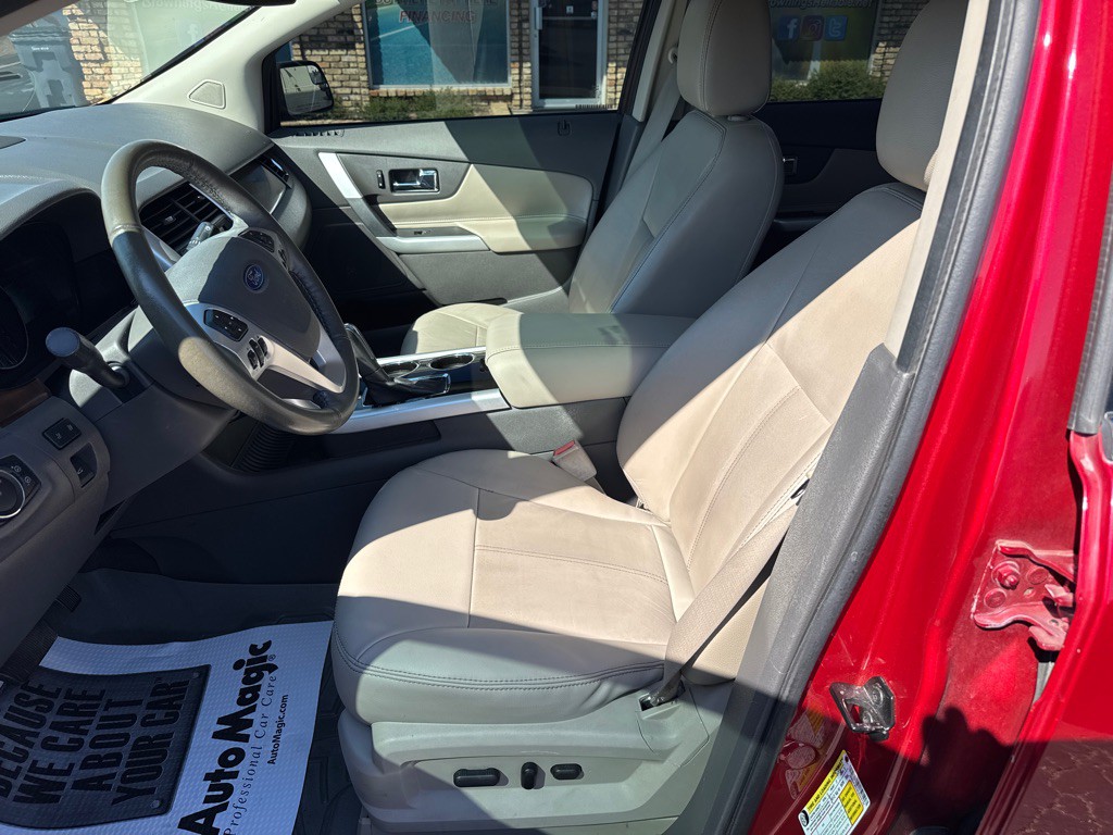 2012 Ford Edge Image 16