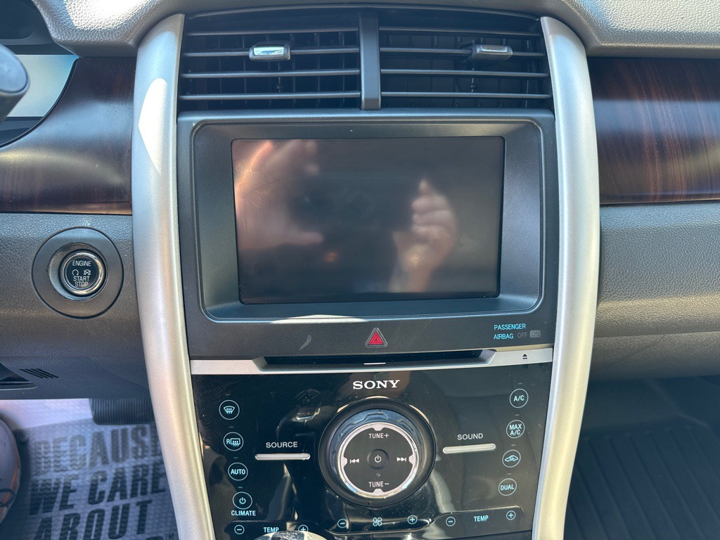 2012 Ford Edge Image 18