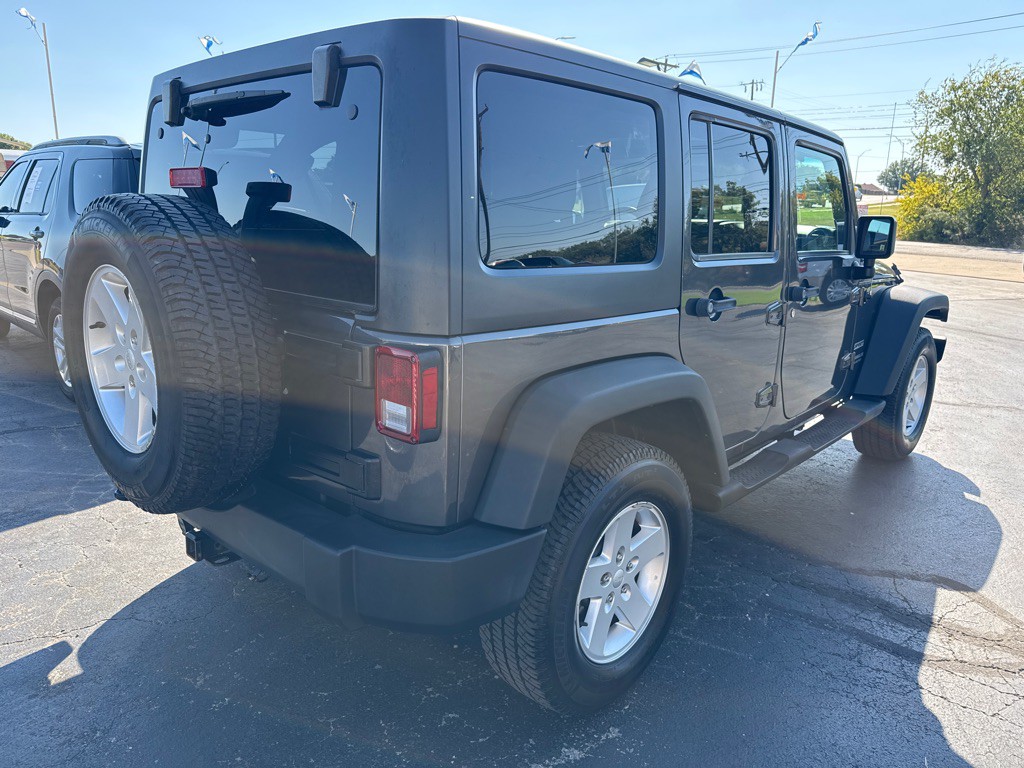 2017 Jeep Wrangler Unlimited Image 4