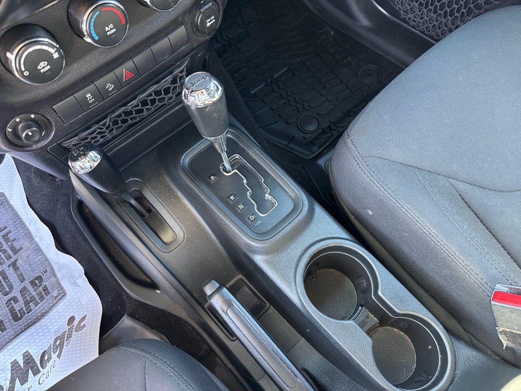 2017 Jeep Wrangler Unlimited Image 19