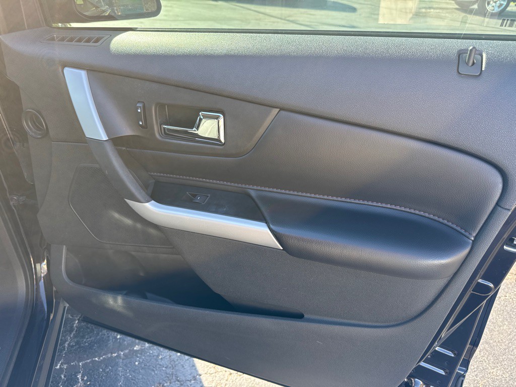 2014 Ford Edge Image 13